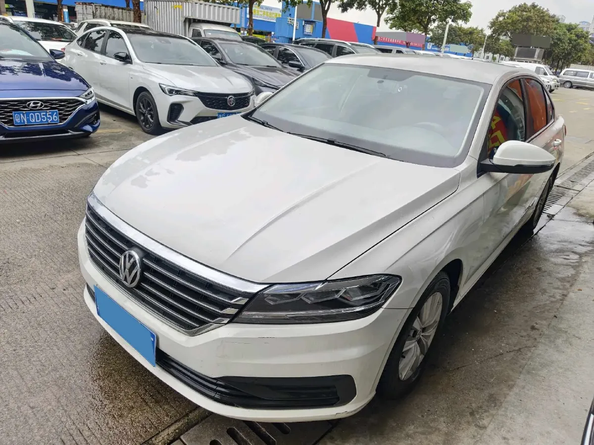 2018 Landwind XiaoYao 1.5T 163HP L4 CVT,autocango,china used car exporter,china ev exporter,chinese used car exporter,chinese used ev exporter