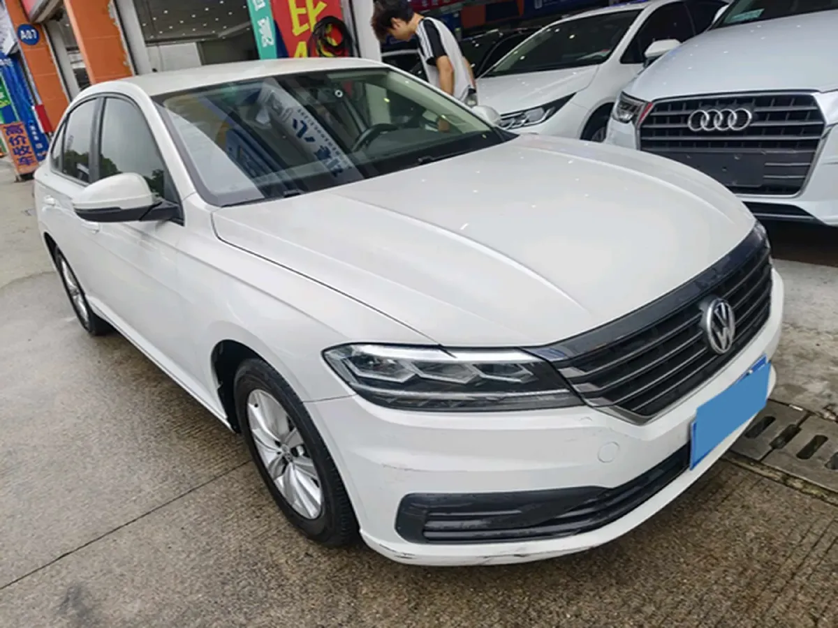 2018 Landwind XiaoYao 1.5T 163HP L4 CVT,autocango,china used car exporter,china ev exporter,chinese used car exporter,chinese used ev exporter