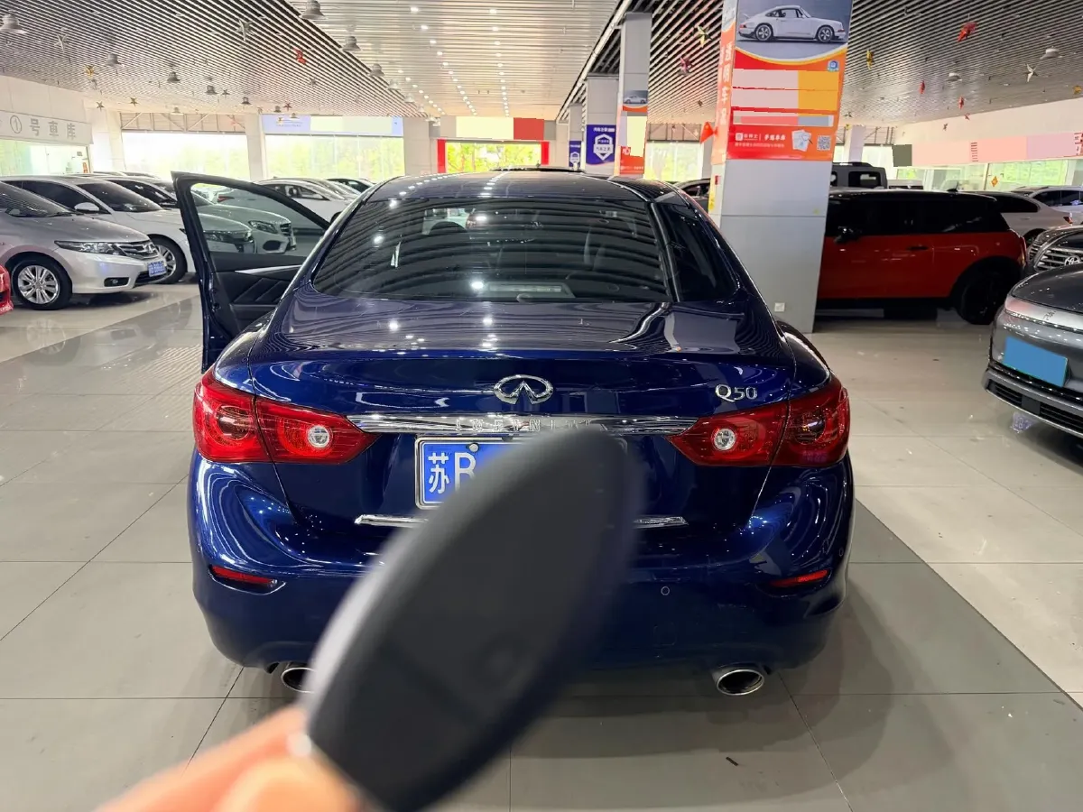 2016 Infiniti Q50L 2.0T 211HP L4 7AT,autocango,china used car exporter,china ev exporter,chinese used car exporter,chinese used ev exporter