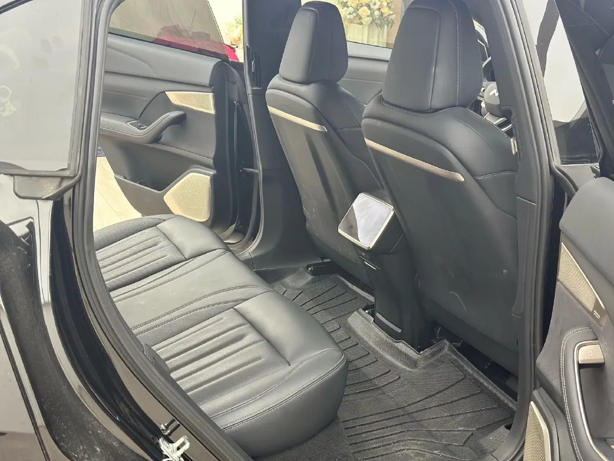 2024 ONVO L60 BEV 60KWH,autocango,china used car exporter,china ev exporter,chinese used car exporter,chinese used ev exporter