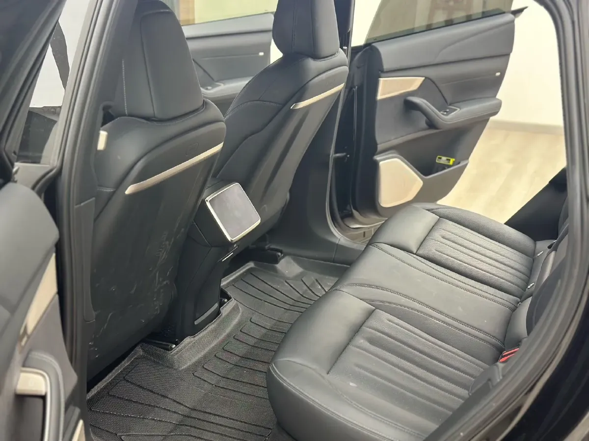2024 ONVO L60 BEV 60KWH,autocango,china used car exporter,china ev exporter,chinese used car exporter,chinese used ev exporter