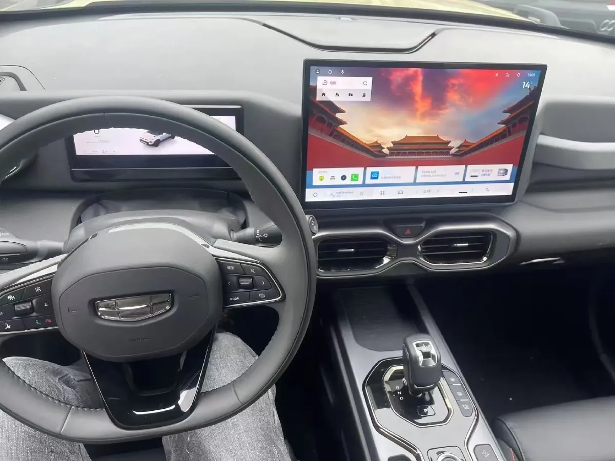 2025 Geely Cowboy 1.5T 181HP L4 7DCT,autocango,china used car exporter,china ev exporter,chinese used car exporter,chinese used ev exporter