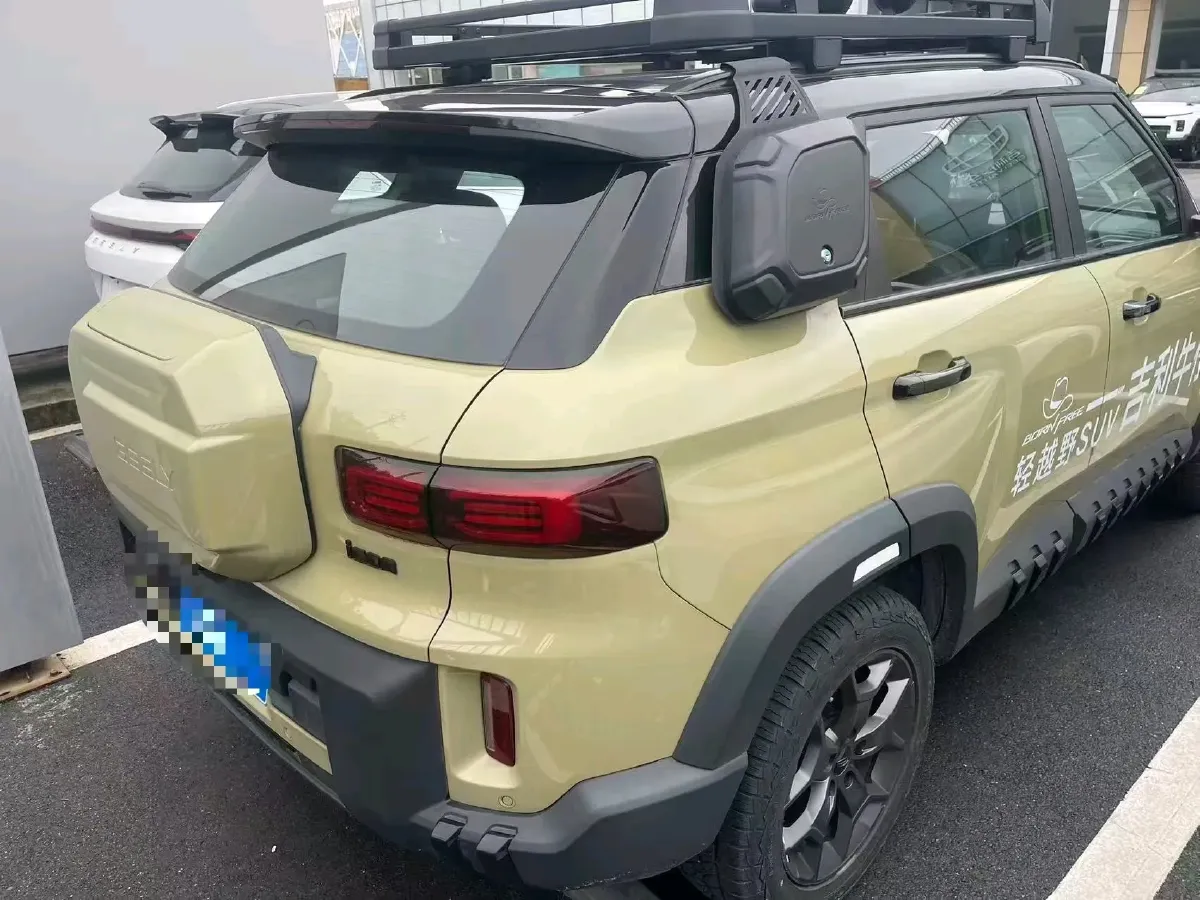 2025 Geely Cowboy 1.5T 181HP L4 7DCT,autocango,china used car exporter,china ev exporter,chinese used car exporter,chinese used ev exporter