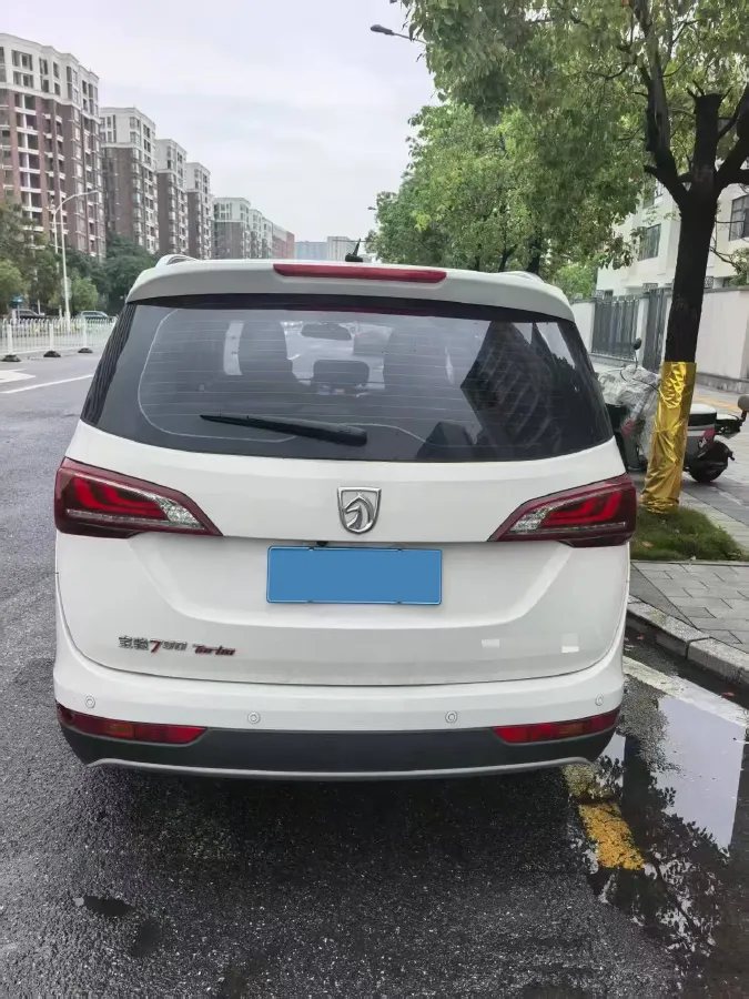 2019 BaoJun 730 1.5T 151HP L4 CVT,autocango,china used car exporter,china ev exporter,chinese used car exporter,chinese used ev exporter