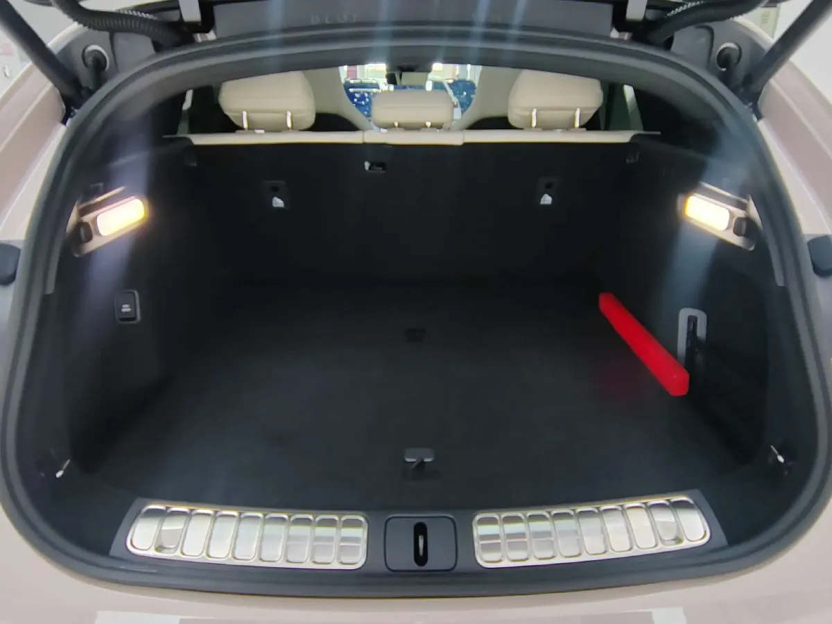 2024 NIO ET5T BEV 75KWH,autocango,china used car exporter,china ev exporter,chinese used car exporter,chinese used ev exporter