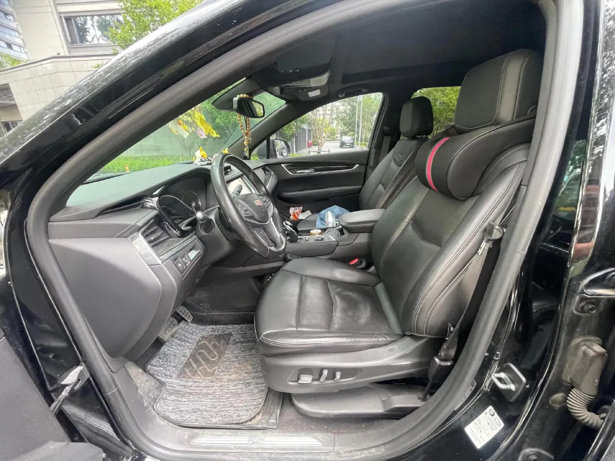 2020 Cadillac XT5 2.0T 237HP L4 9AT,autocango,china used car exporter,china ev exporter,chinese used car exporter,chinese used ev exporter