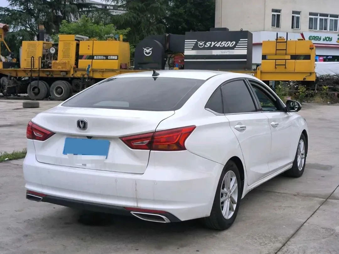2020 ChangAn Raeton CC 1.5T 156HP L4 6AT,autocango,china used car exporter,china ev exporter,chinese used car exporter,chinese used ev exporter