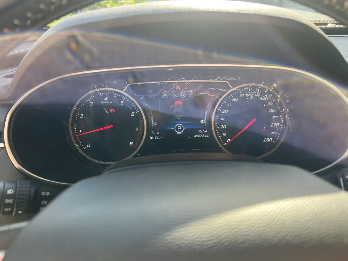 2019 HongQi H5 1.8T 180HP L4 6AT,autocango,china used car exporter,china ev exporter,chinese used car exporter,chinese used ev exporter