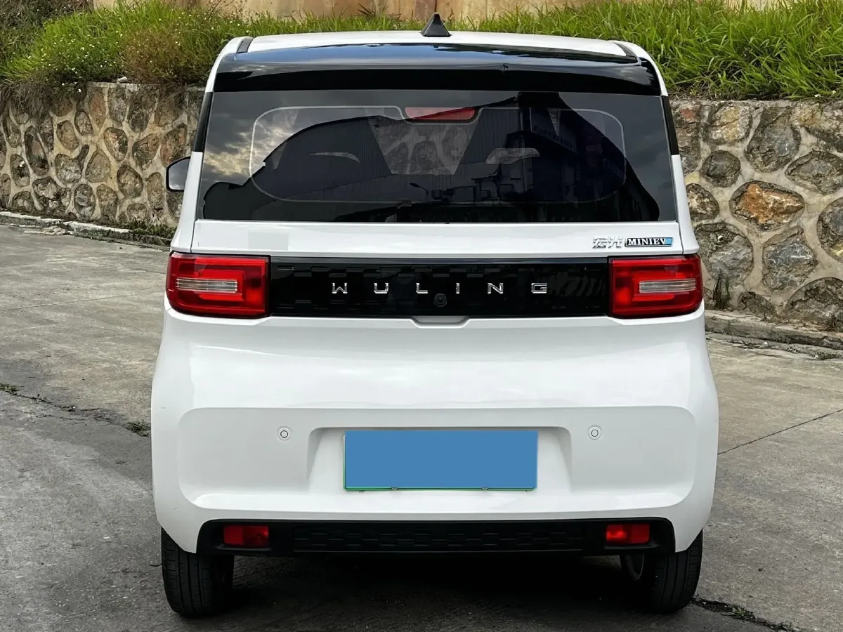 2021 WuLing HongGuang MINI EV BEV 13.9KWH,autocango,china used car exporter,china ev exporter,chinese used car exporter,chinese used ev exporter