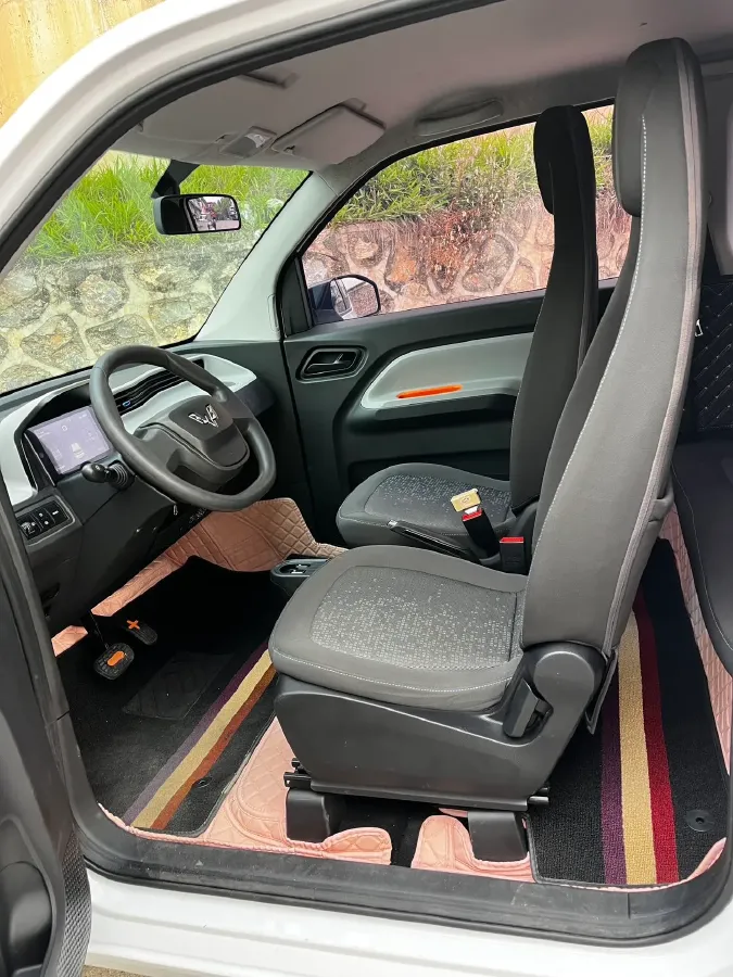 2021 WuLing HongGuang MINI EV BEV 13.9KWH,autocango,china used car exporter,china ev exporter,chinese used car exporter,chinese used ev exporter