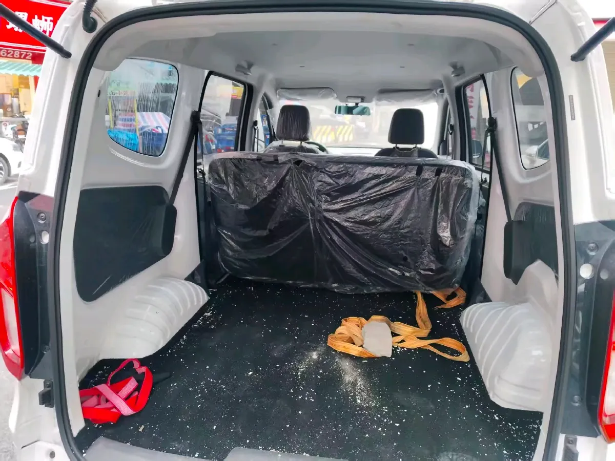 2025 WuLing HongGuang New Energy REEV 99HP REEV,autocango,china used car exporter,china ev exporter,chinese used car exporter,chinese used ev exporter
