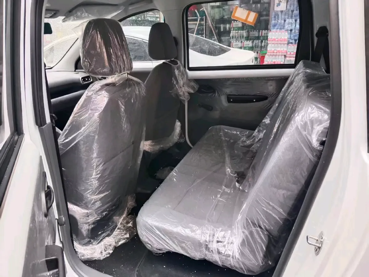 2025 WuLing HongGuang New Energy REEV 99HP REEV,autocango,china used car exporter,china ev exporter,chinese used car exporter,chinese used ev exporter