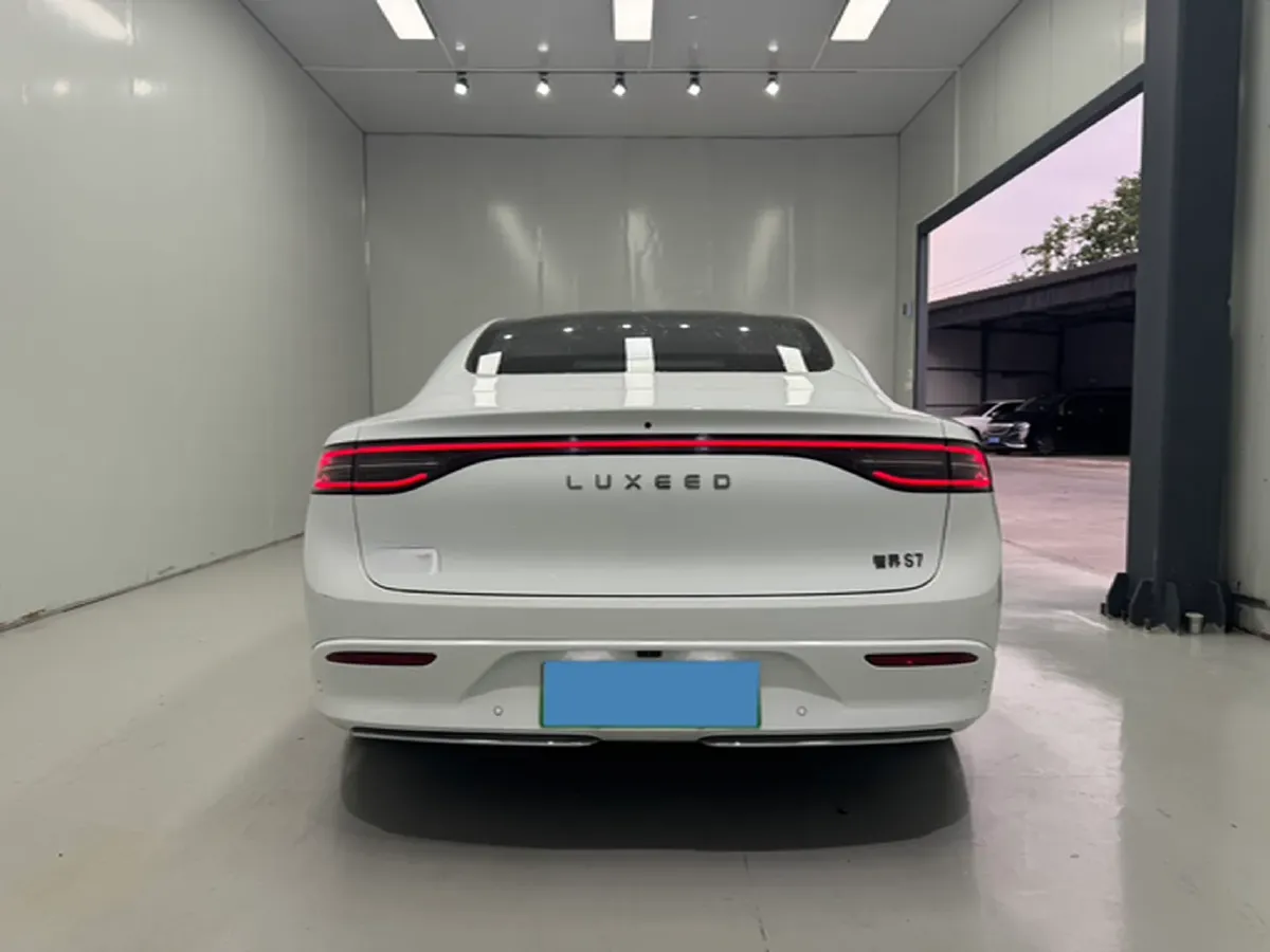 2025 Luxeed S7 BEV 100KWH,autocango,china used car exporter,china ev exporter,chinese used car exporter,chinese used ev exporter