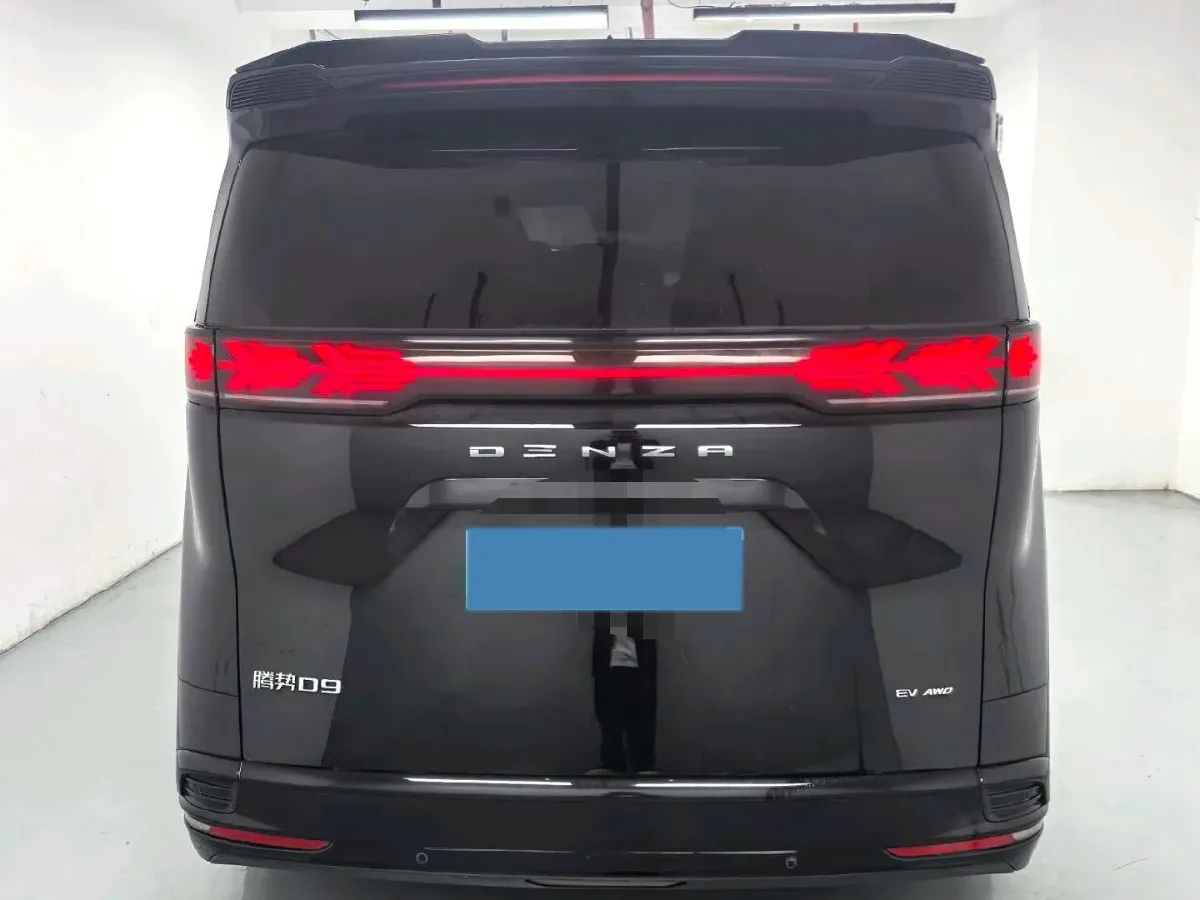 2022 Jaguar XFL 2.0T 250HP L4 8AT,autocango,china used car exporter,china ev exporter,chinese used car exporter,chinese used ev exporter