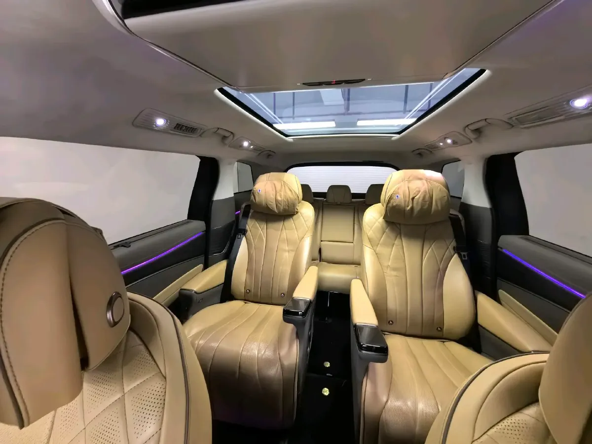 2022 Jaguar XFL 2.0T 250HP L4 8AT,autocango,china used car exporter,china ev exporter,chinese used car exporter,chinese used ev exporter