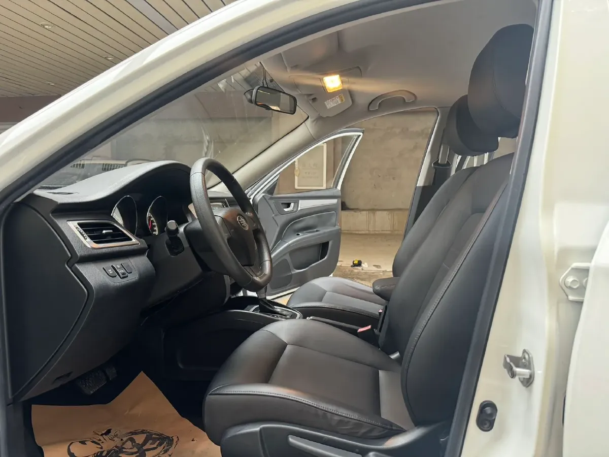 2019 Bestune B30 1.6L 109HP L4 6AT,autocango,china used car exporter,china ev exporter,chinese used car exporter,chinese used ev exporter