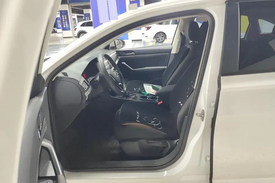 2022 BeiJing Auto X7 1.5T 188HP L4 7DCT,autocango,china used car exporter,china ev exporter,chinese used car exporter,chinese used ev exporter