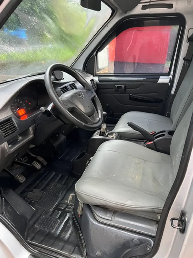 2020 WuLing RongGuang Mini Truck 1.5L 99HP L4 5MT,autocango,china used car exporter,china ev exporter,chinese used car exporter,chinese used ev exporter