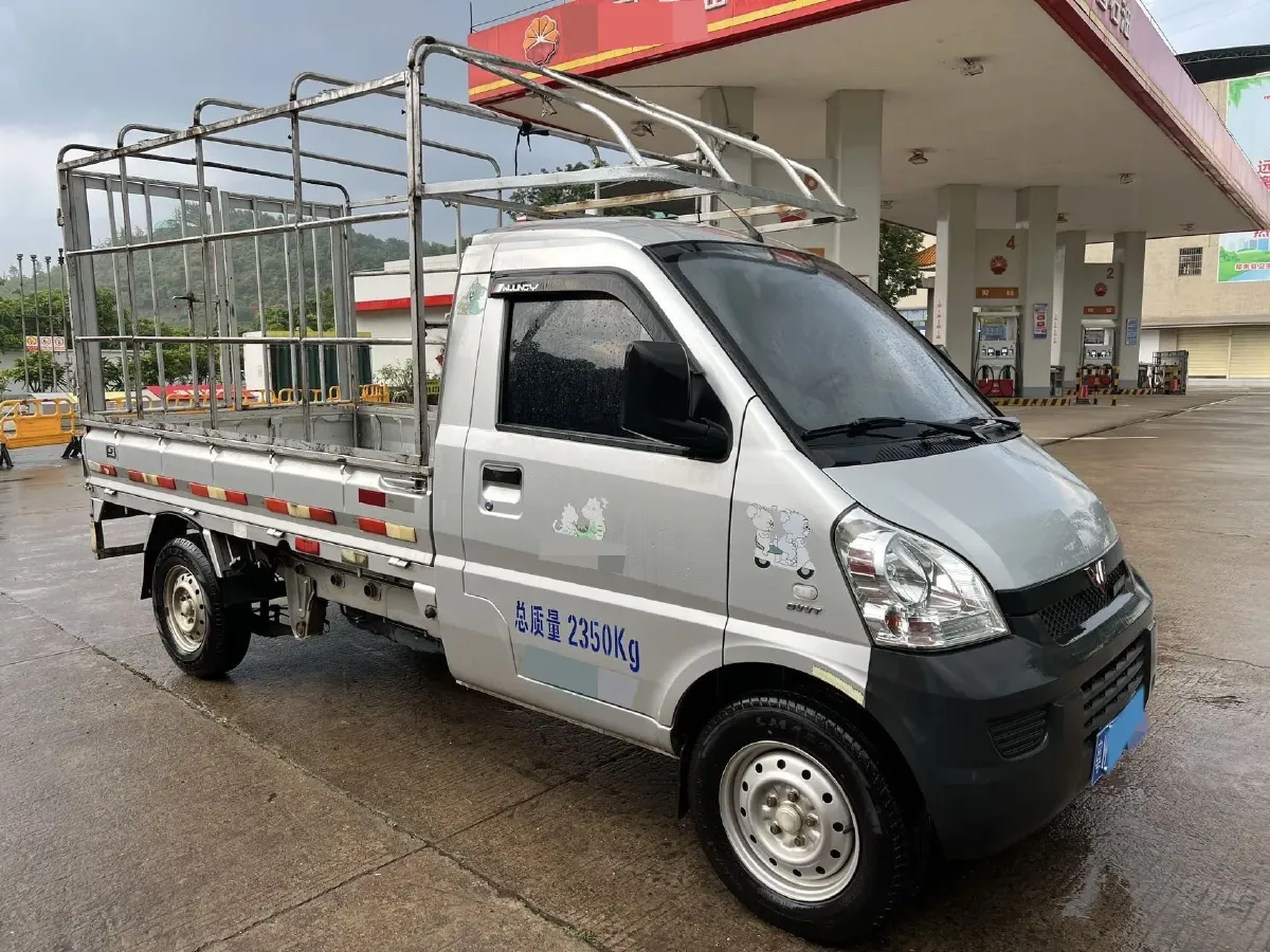 2020 WuLing RongGuang Mini Truck 1.5L 99HP L4 5MT,autocango,china used car exporter,china ev exporter,chinese used car exporter,chinese used ev exporter