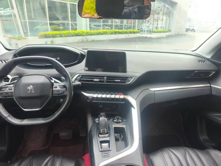 2017 Peugeot 5008 1.8T 204HP L4 6AT,autocango,china used car exporter,china ev exporter,chinese used car exporter,chinese used ev exporter
