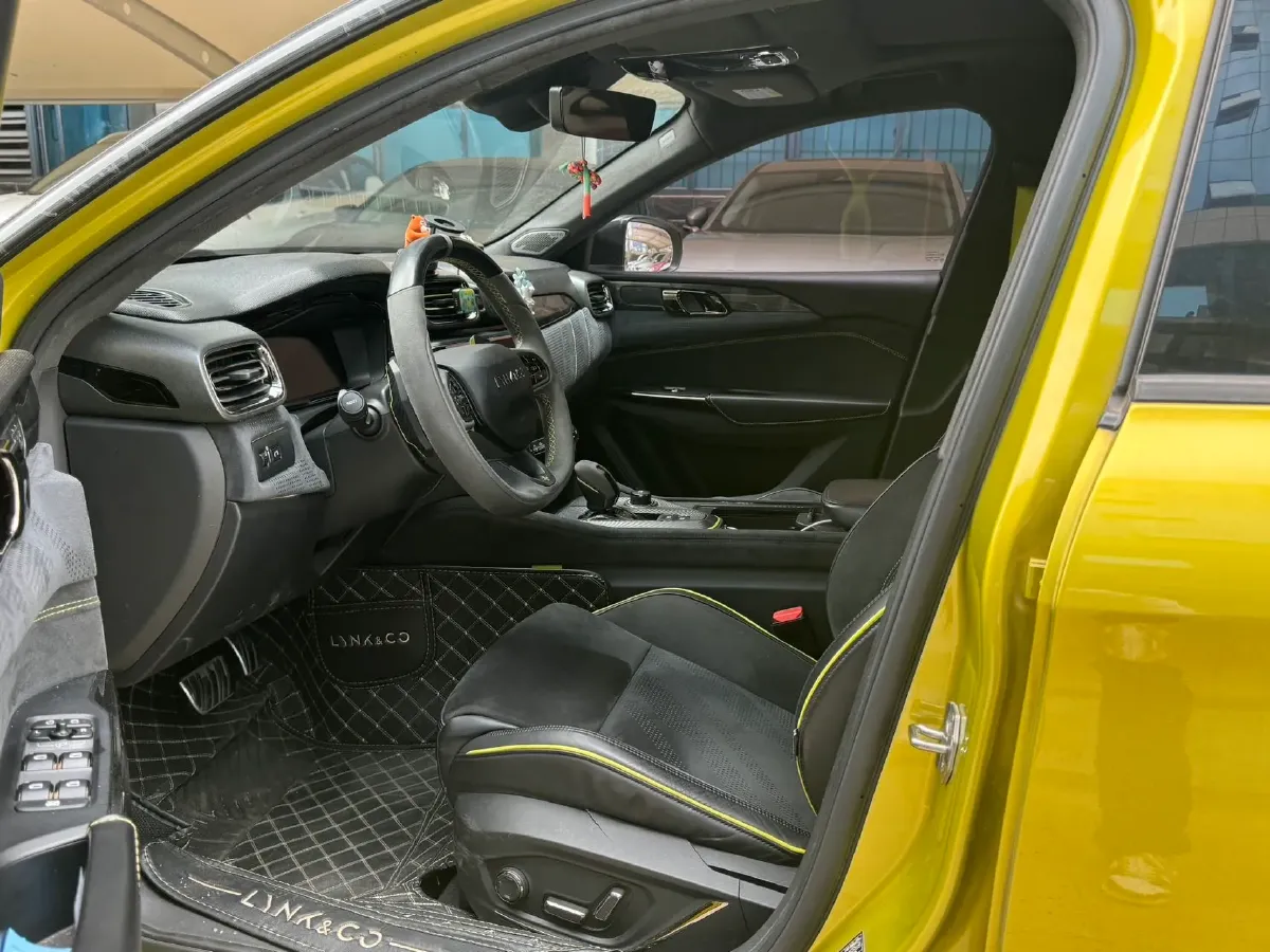 2020 LYNK&CO 03 2.0T 254HP L4 8AT,autocango,china used car exporter,china ev exporter,chinese used car exporter,chinese used ev exporter
