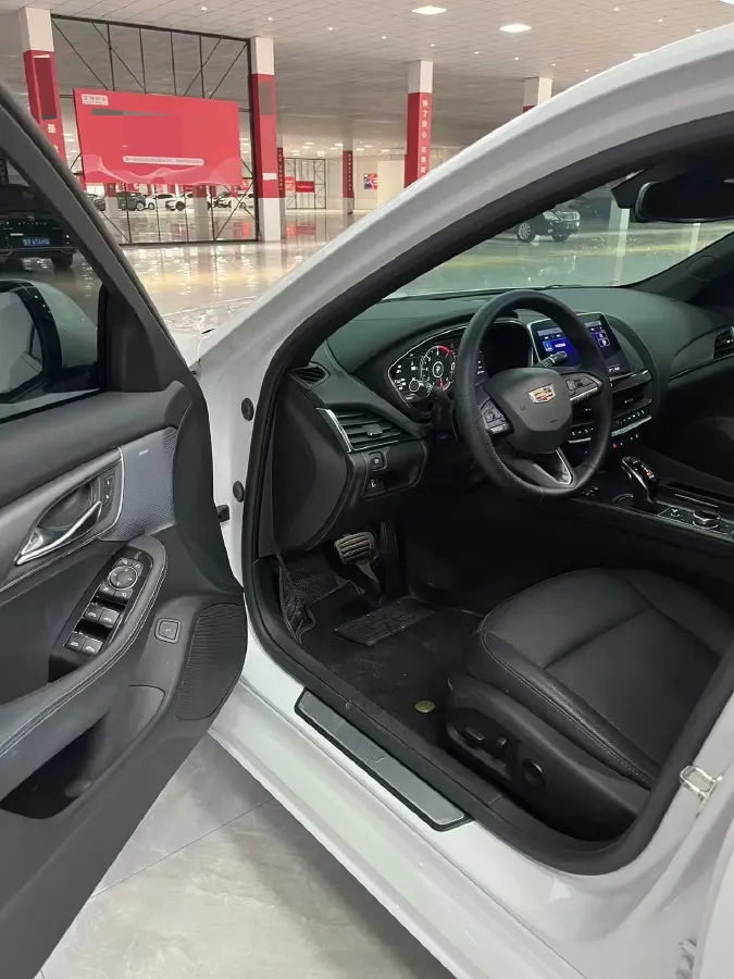2023 Cadillac CT5 2.0T 237HP L4 10AT,autocango,china used car exporter,china ev exporter,chinese used car exporter,chinese used ev exporter