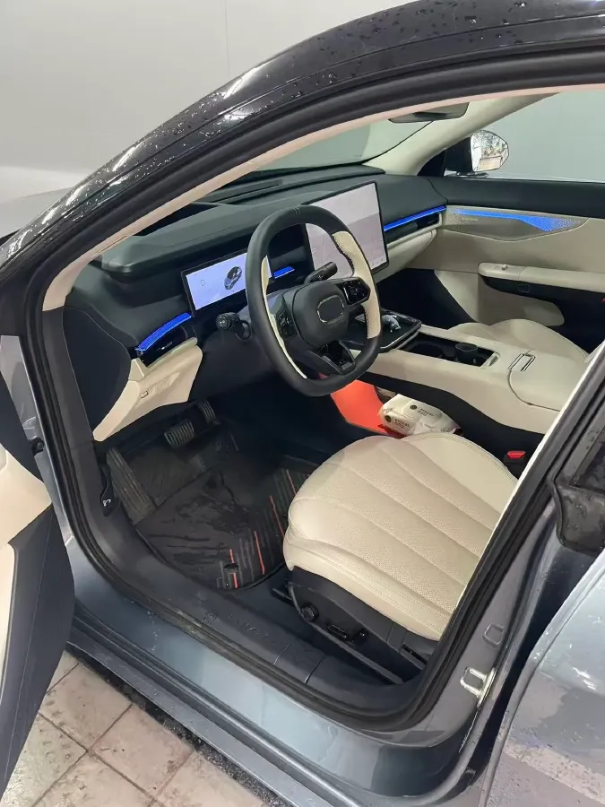 2024 LYNK&CO 01 2.0T 254HP L4 8AT,autocango,china used car exporter,china ev exporter,chinese used car exporter,chinese used ev exporter