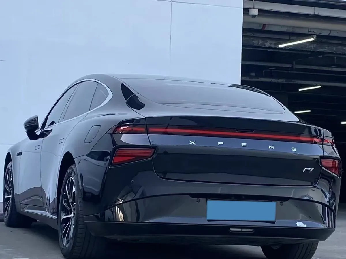 2022 Xpeng P7 BEV 83.1KWH,autocango,china used car exporter,china ev exporter,chinese used car exporter,chinese used ev exporter