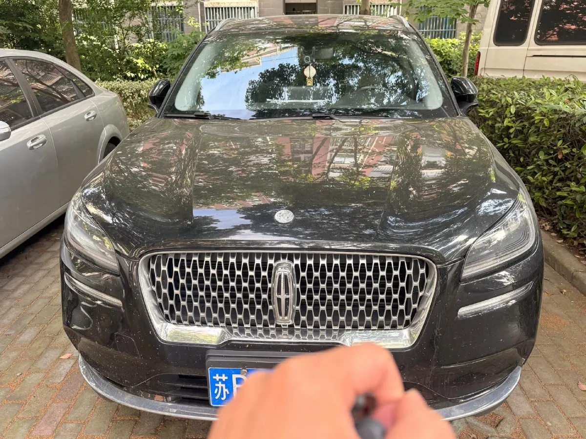 2021 Lincoln Corsair 2.0T 245HP L4 8AT,autocango,china used car exporter,china ev exporter,chinese used car exporter,chinese used ev exporter