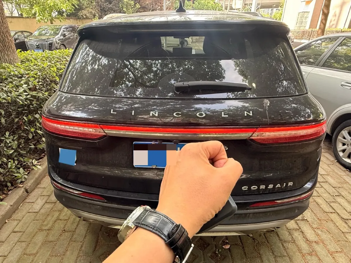 2021 Lincoln Corsair 2.0T 245HP L4 8AT,autocango,china used car exporter,china ev exporter,chinese used car exporter,chinese used ev exporter
