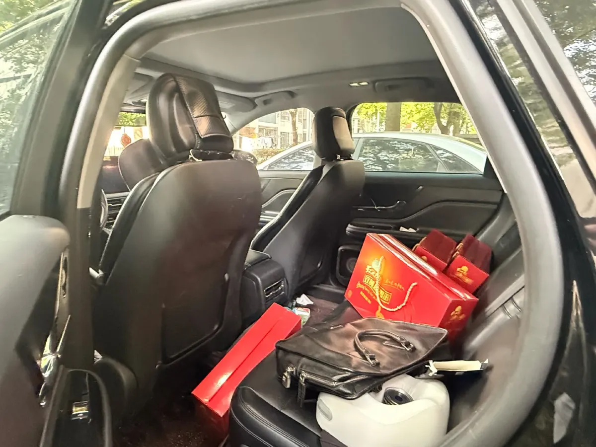 2021 Lincoln Corsair 2.0T 245HP L4 8AT,autocango,china used car exporter,china ev exporter,chinese used car exporter,chinese used ev exporter