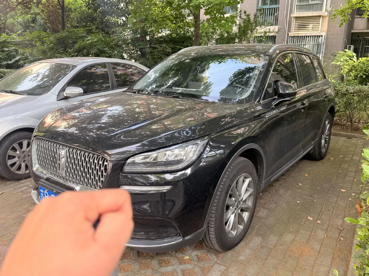 2021 Lincoln Corsair 2.0T 245HP L4 8AT,autocango,china used car exporter,china ev exporter,chinese used car exporter,chinese used ev exporter