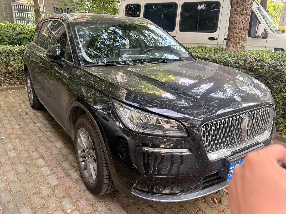 2021 Lincoln Corsair 2.0T 245HP L4 8AT,autocango,china used car exporter,china ev exporter,chinese used car exporter,chinese used ev exporter