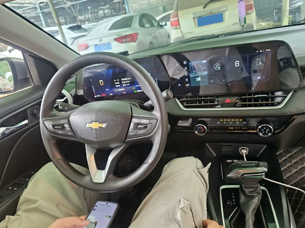 2023 Chevrolet Monza 1.5L 113HP L4 6DCT,autocango,china used car exporter,china ev exporter,chinese used car exporter,chinese used ev exporter