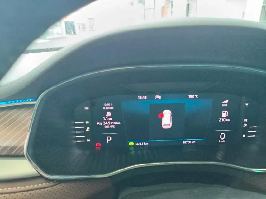 2022 Skoda Kodiak 2.0T 220HP L4 7DCT,autocango,china used car exporter,china ev exporter,chinese used car exporter,chinese used ev exporter