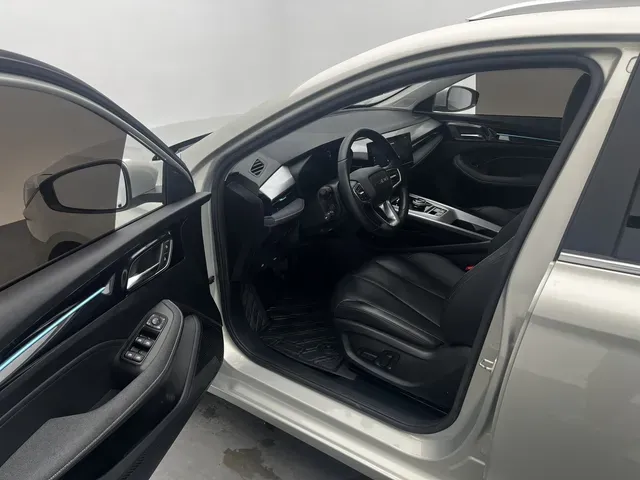 2021 Roewe Ei5 BEV 61.1KWH,autocango,china used car exporter,china ev exporter,chinese used car exporter,chinese used ev exporter
