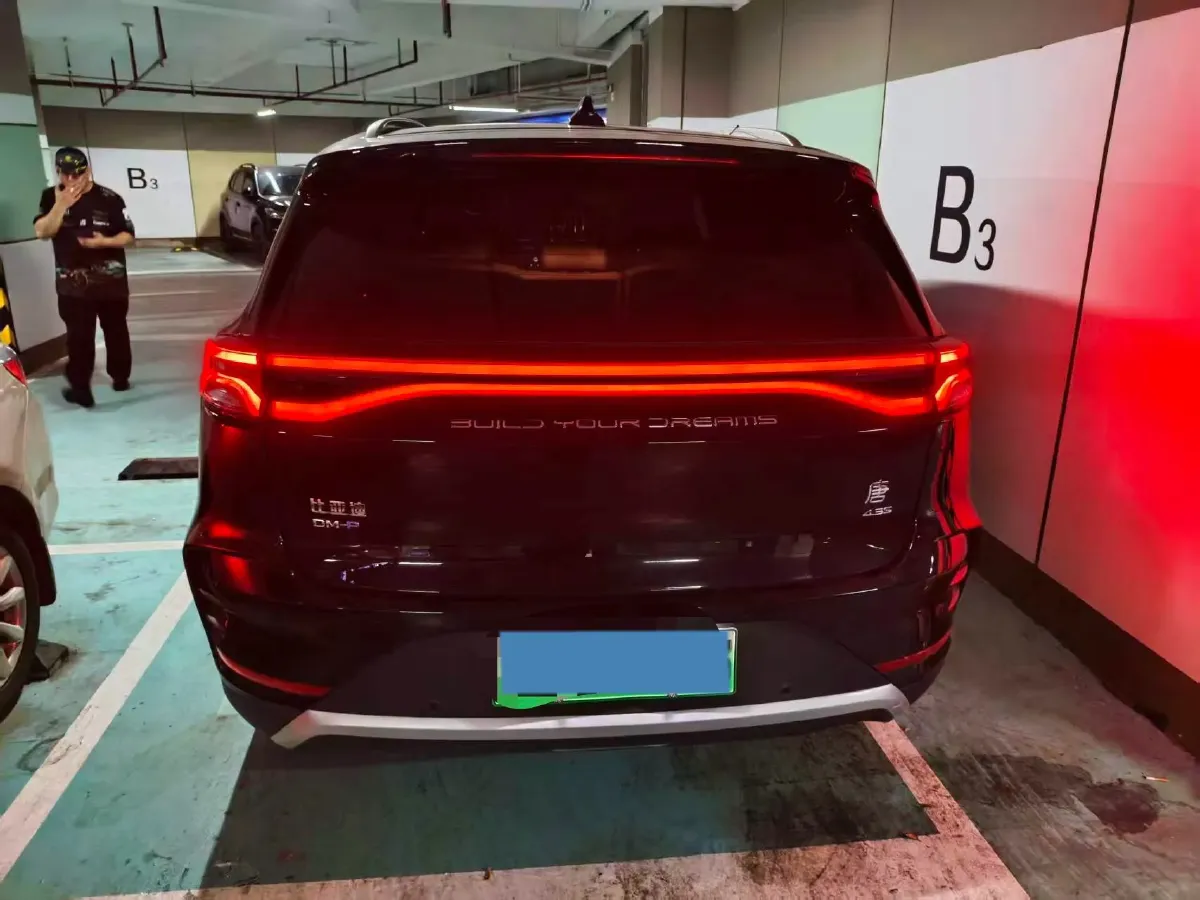 2022 Jeep Grand Commander 2.0T 265HP L4 9AT,autocango,china used car exporter,china ev exporter,chinese used car exporter,chinese used ev exporter