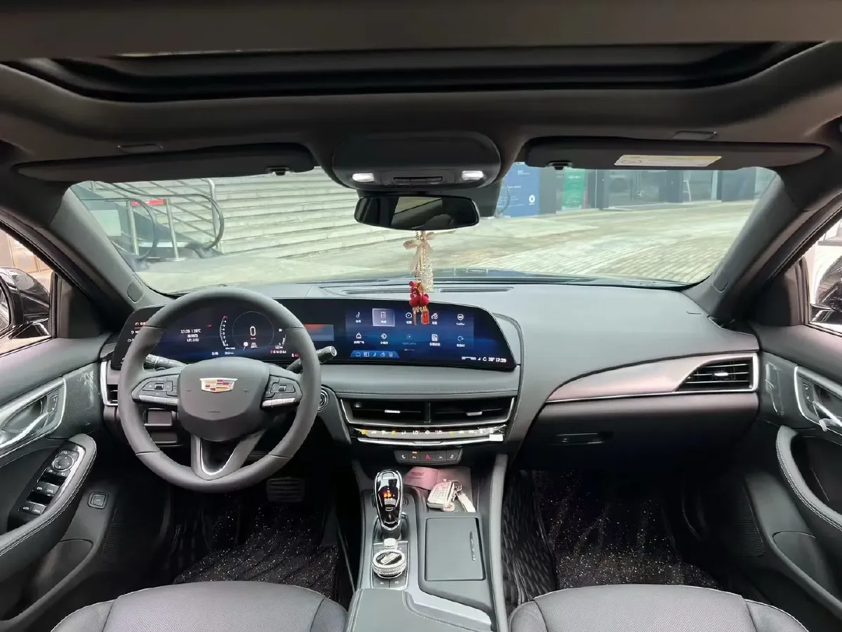2024 Cadillac CT5 2.0T 237HP L4 10AT,autocango,china used car exporter,china ev exporter,chinese used car exporter,chinese used ev exporter