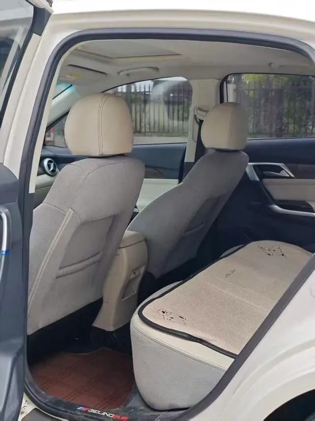 2018 BeiJing Auto EU5 BEV 53.66KWH,autocango,china used car exporter,china ev exporter,chinese used car exporter,chinese used ev exporter