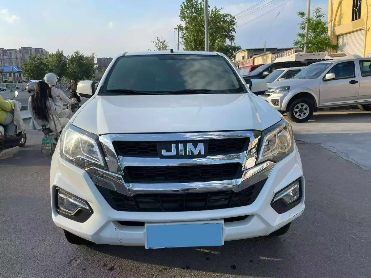 2022 Isuzu RE-MAX Jim 2.8T 120HP L4 5MT,autocango,china used car exporter,china ev exporter,chinese used car exporter,chinese used ev exporter