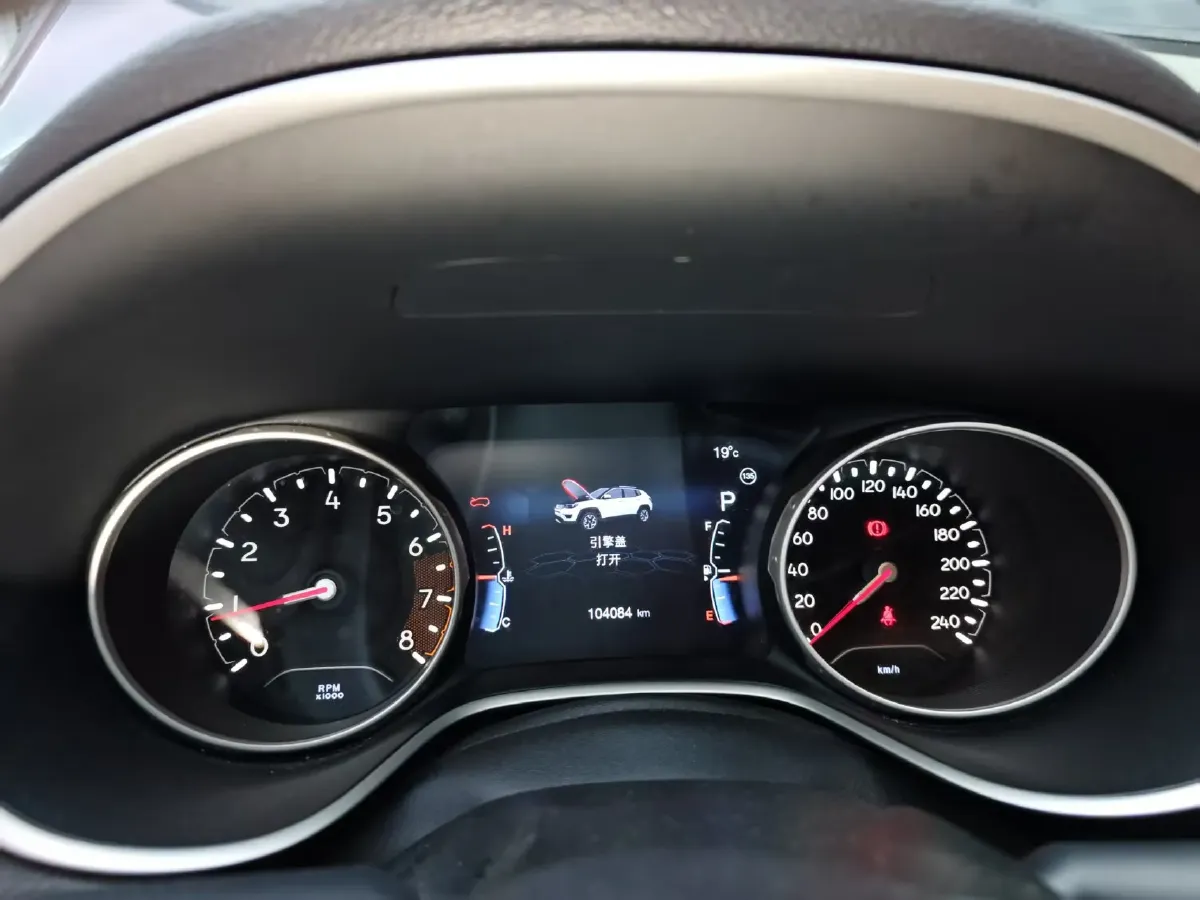 2017 Jeep Compass 1.4T 165HP L4 7DCT,autocango,china used car exporter,china ev exporter,chinese used car exporter,chinese used ev exporter