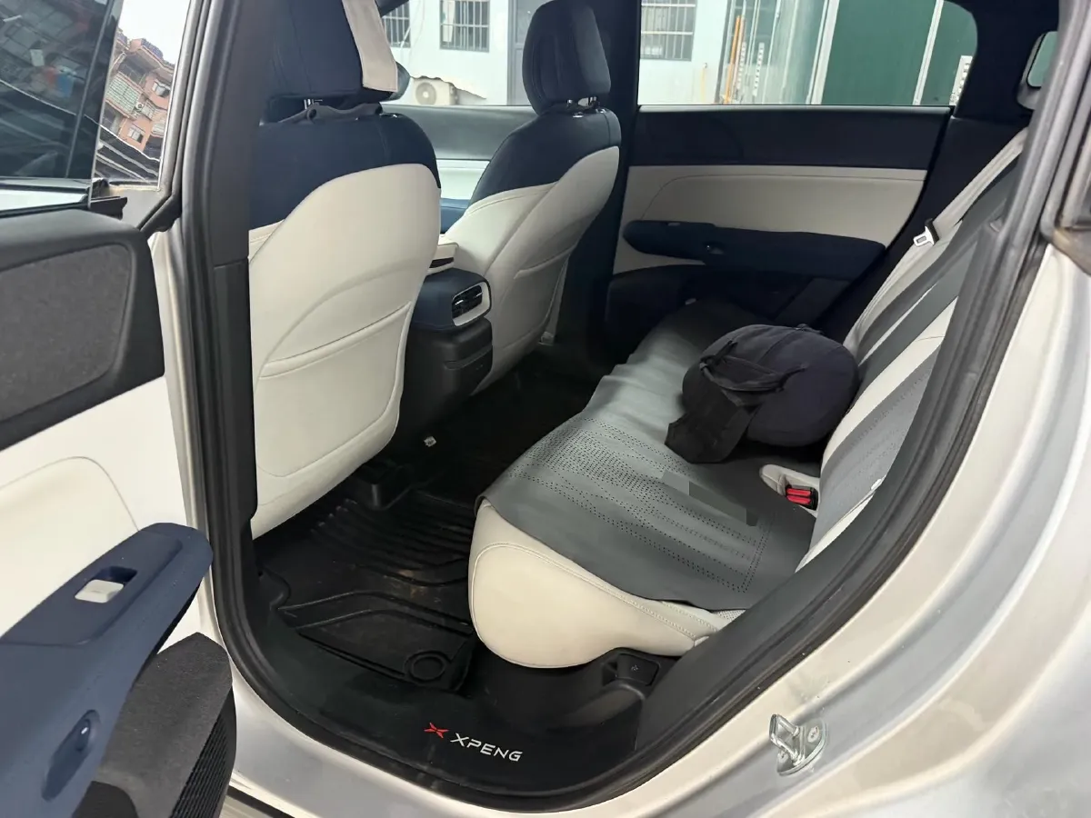 2023 Xpeng G6 BEV 87.5KWH,autocango,china used car exporter,china ev exporter,chinese used car exporter,chinese used ev exporter