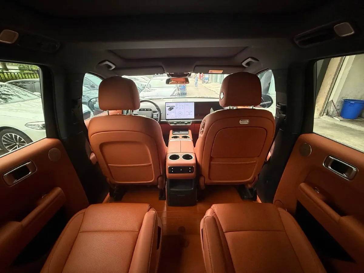 2024 Volvo S60 2.0T 197HP L4 7DCT,autocango,china used car exporter,china ev exporter,chinese used car exporter,chinese used ev exporter