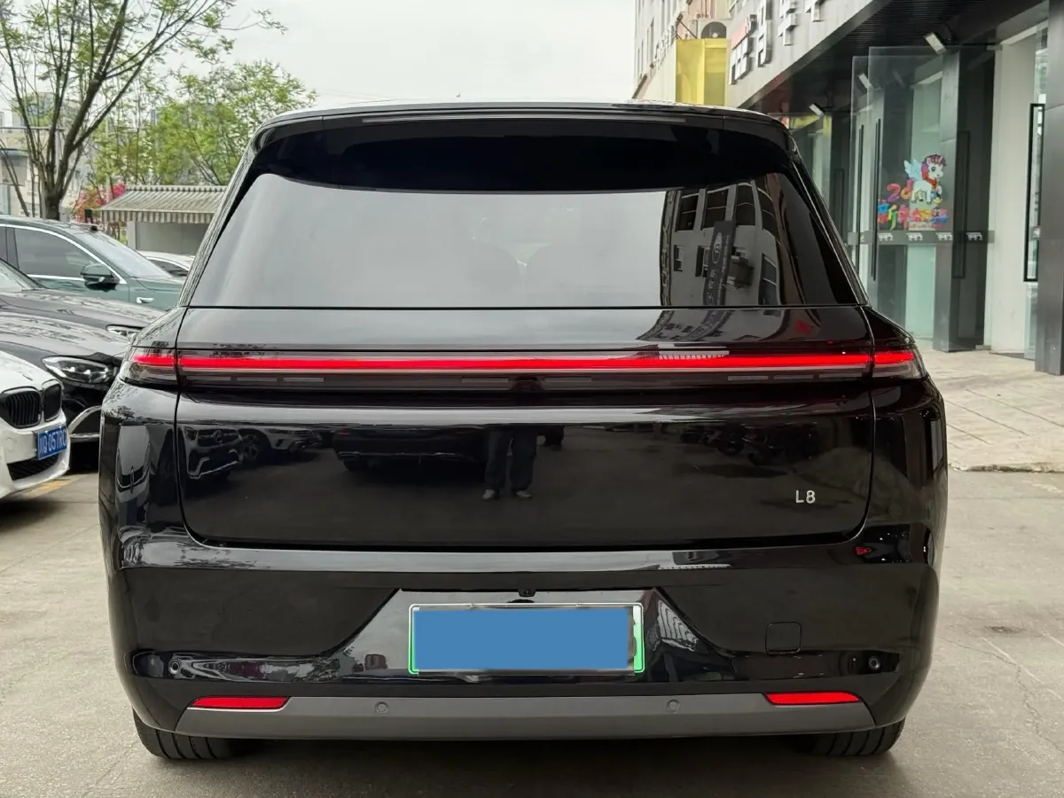 2024 Volvo S60 2.0T 197HP L4 7DCT,autocango,china used car exporter,china ev exporter,chinese used car exporter,chinese used ev exporter