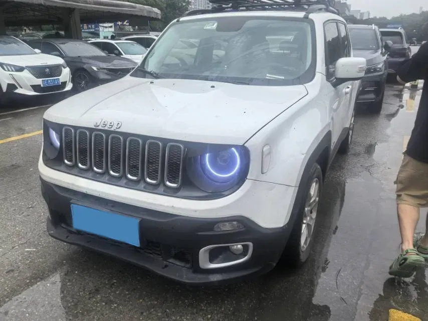 2017 Jeep Renegade 1.4T 150HP L4 7DCT,autocango,china used car exporter,china ev exporter,chinese used car exporter,chinese used ev exporter