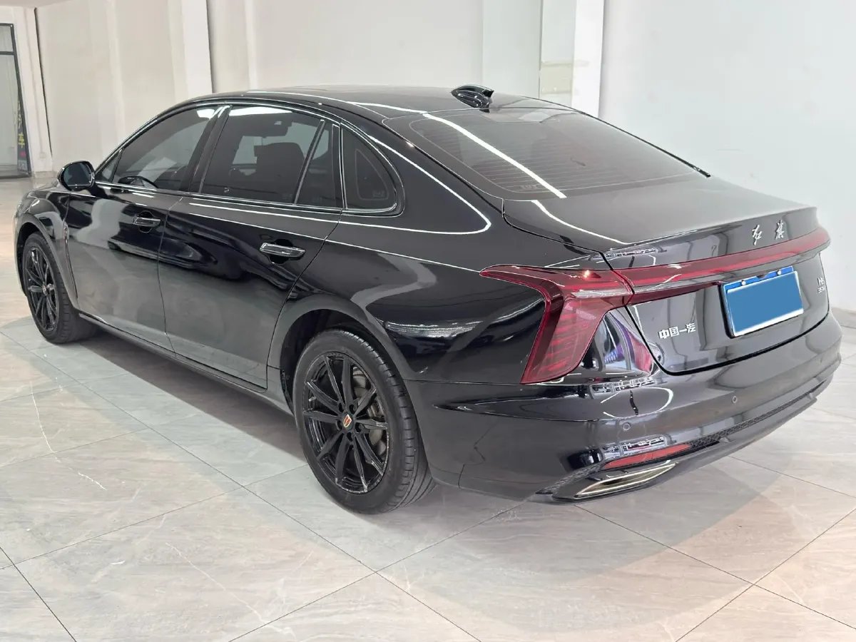2025 HongQi H5 1.5T 169HP L4 7DCT,autocango,china used car exporter,china ev exporter,chinese used car exporter,chinese used ev exporter