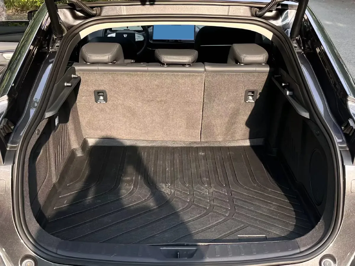2022 DongFeng Forthing LingZhi EV BEV 68.4KWH,autocango,china used car exporter,china ev exporter,chinese used car exporter,chinese used ev exporter