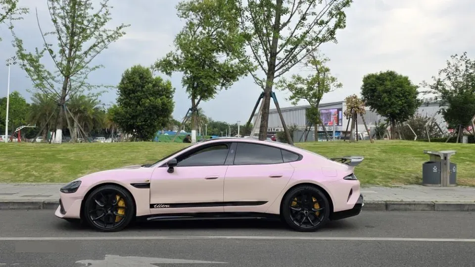 2025 MI SU7 Ultra BEV 93.7KWH,autocango,china used car exporter,china ev exporter,chinese used car exporter,chinese used ev exporter