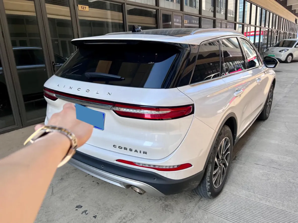 2021 Lincoln Corsair 2.0T 245HP L4 8AT,autocango,china used car exporter,china ev exporter,chinese used car exporter,chinese used ev exporter