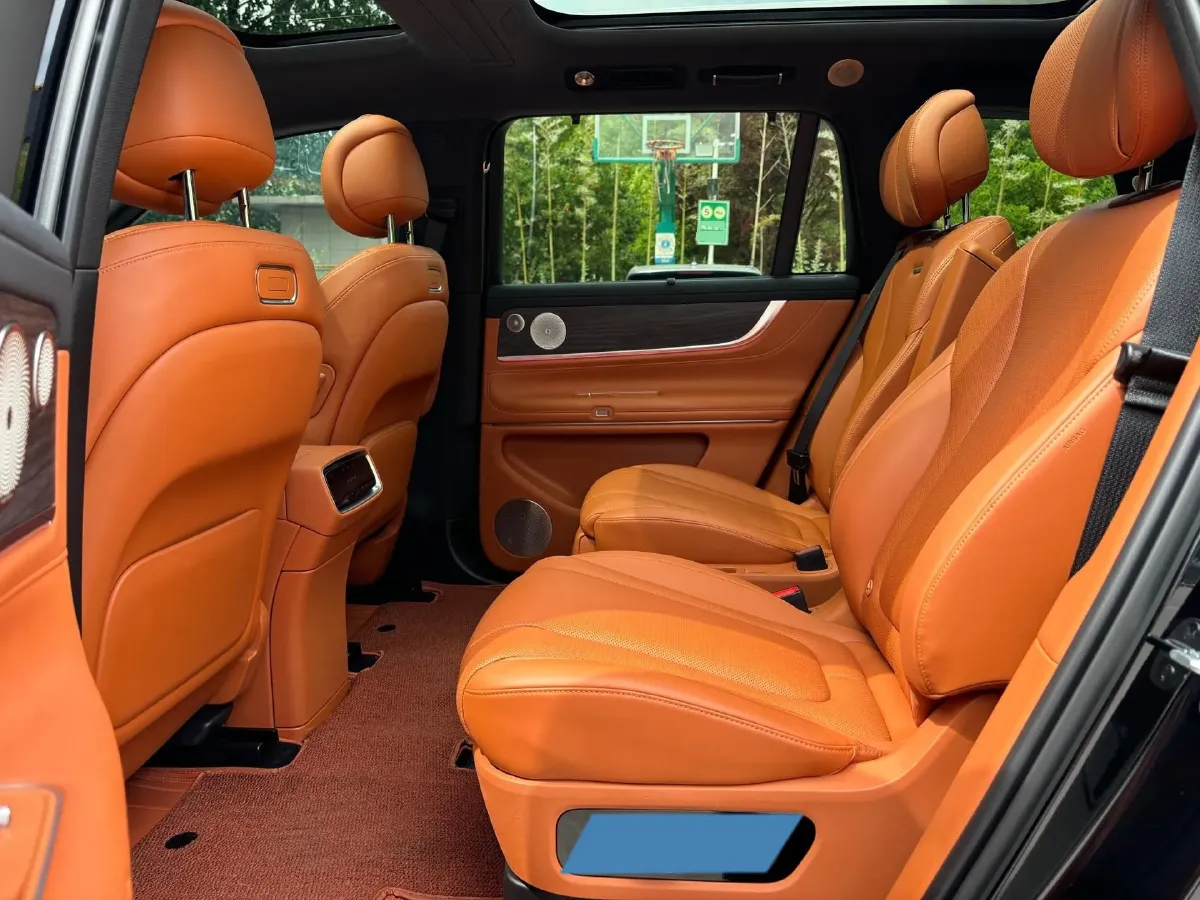 2024 AITO AITO M9 1.5T 152HP L4 REEV 42KWH,autocango,china used car exporter,china ev exporter,chinese used car exporter,chinese used ev exporter